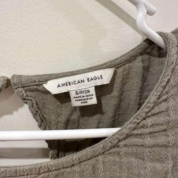 American Eagle Outfitters Green Puff Sleeve Ruffled Blouse - Picture 4 of 7